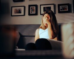 olga zincheva i anna tejlor o vliyanii stressa na zdorove i puti k balansu-signaldaily-ru-174311443700-0