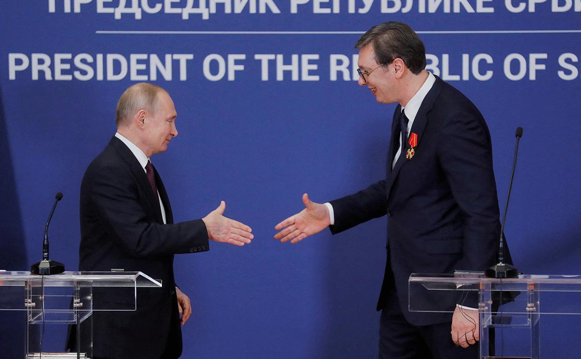 Владимир Путин и Александр Вучич (Максим Шипенков / Reuters)