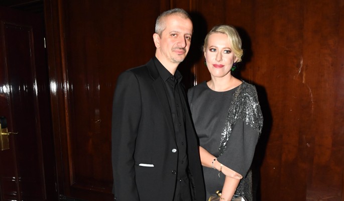 Ксения Собчак затмила Дарью Мороз на похоронах отца Богомолова