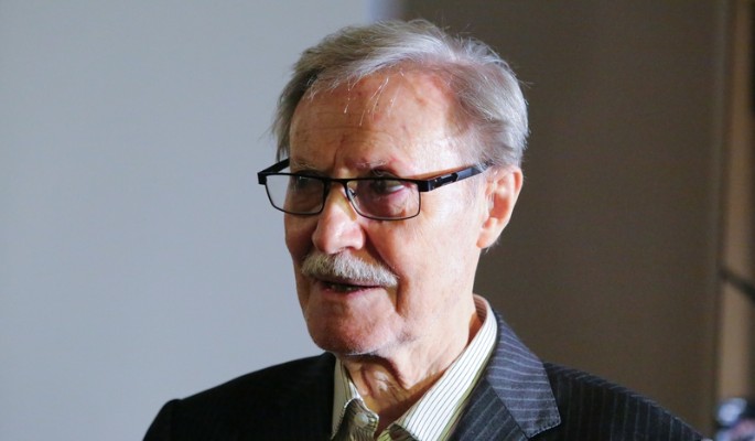 "Хочет покоиться рядом с ней": Сафронов рассказал о последней воле Соломина