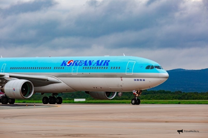 Самолёт Korean Air в аэропорту Владивостока Илья Аверьянов, ИА PrimaMedia
