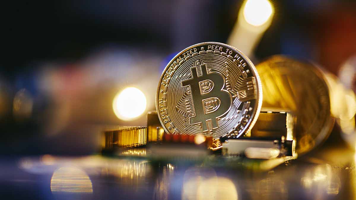Стоимость биткоина превысила 80 тысяч долларов после приостановки пошлин США