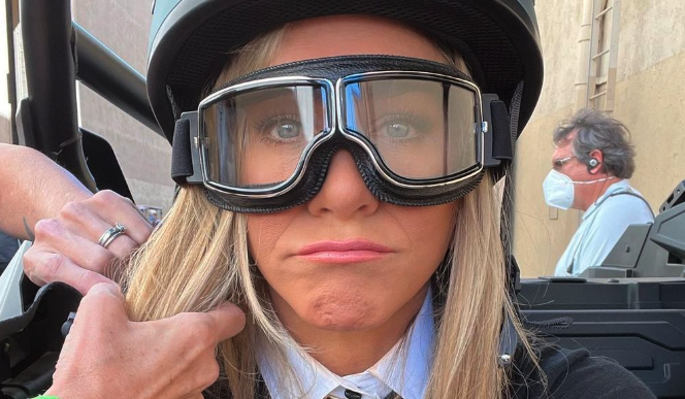 Дженнифер Энистон подогрела слухи о своем романе со звездой сериала "Игра престолов"