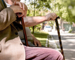 ConceptOfARetirementAge-PensionersFriendsSittingIn