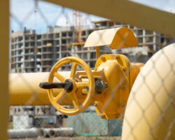 Газпром предупреждает о рисках пустых хранилищ в Германии Украине и Франции gazprom preduprezhdaet o riskah pustyh hranilishh v germanii ukraine i franczii-signaldaily-ru-174368027000-0