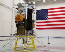 Intuitive Machines и Athena создают лунную сеть связи для прогрессивных миссий i sozdayut lunnuyu set svyazi dlya progressivnyh missij-signaldaily-ru-174360366700-0