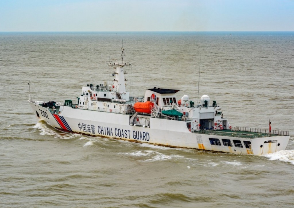 Морской риф стал причиной размолвки между КНР и Филиппинами