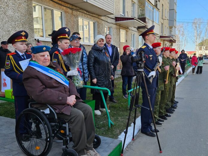 Семен Благинин из Тавды встретил 100-летие при поддержке Владимира Путина и области-0