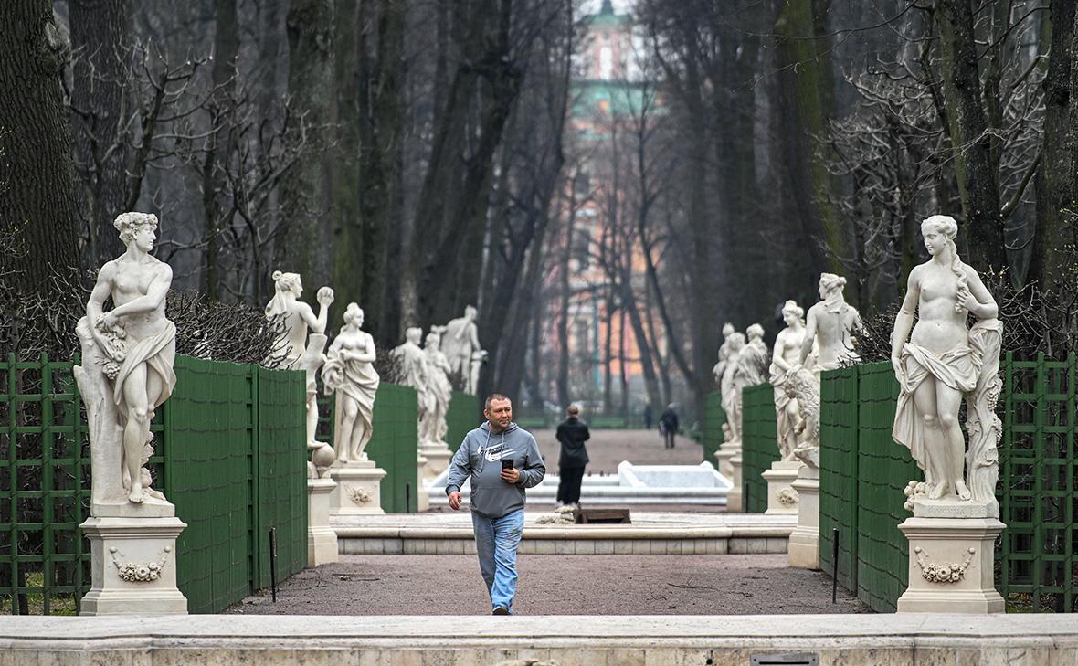 Летний сад в Санкт-Петербурге (Алексей Даничев / РИА Новости)