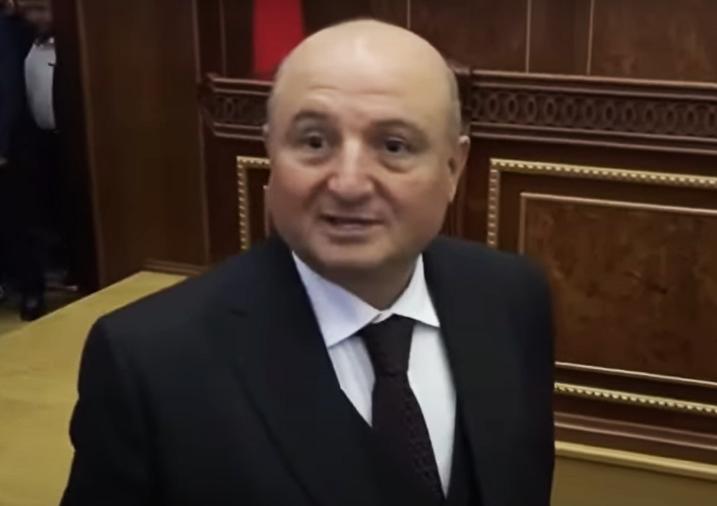 Вардан Гукасян