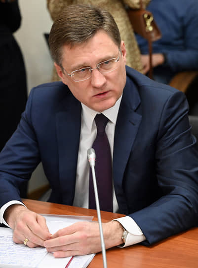 Александр Новак заявляет о сдерживании добычи нефти ОПЕК+ и партнерами для стабильности-0