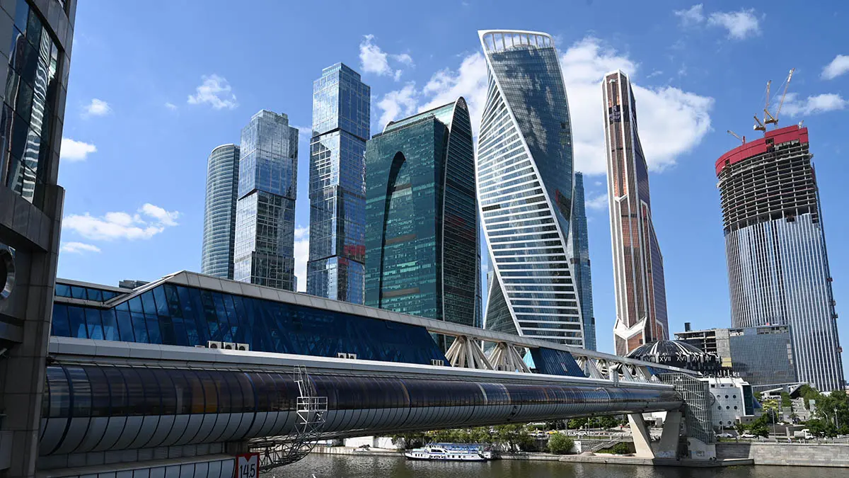 Пешеходный мост «Багратион» закроют на реконструкцию с 12 мая