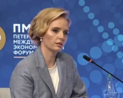 mariya voronczova obsudila etichnye nejrotehnologii i inicziativy yunesko na pmef2025-signaldaily-ru-0