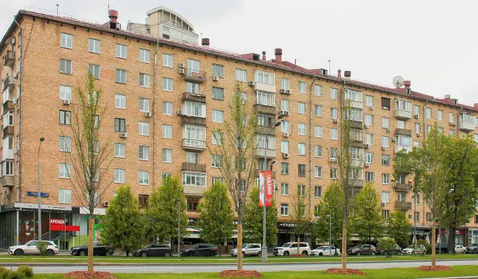 В Москве капитально отремонтировали 66 домов, где жили выдающиеся ученые