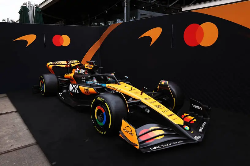 McLaren и Mastercard объединяются для поддержки успеха Пиастри и Норриса в Формуле-1-0