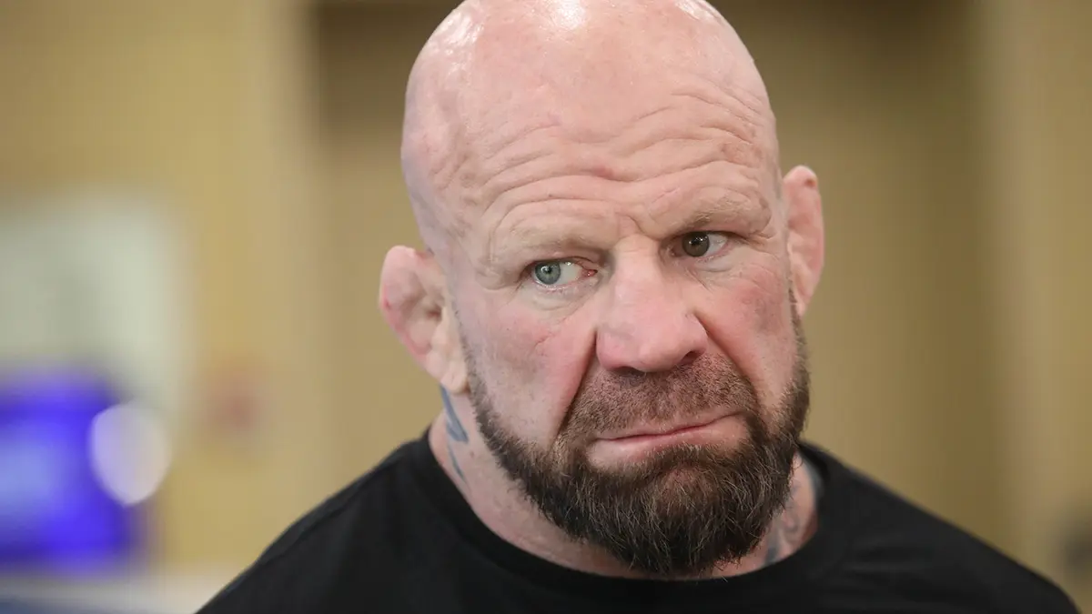 Боец ММА Джефф Монсон призвал политиков извиниться перед спортсменами из России