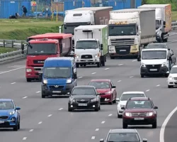 lidery prodazh gaz kamaz i model ukreplyayut poziczii sredi -signaldaily-ru-0