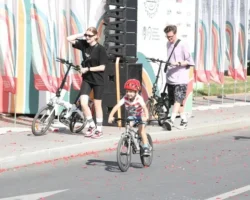 yarkij moskovskij detskij velofestival na czvetnom bulvare pri podderzhke departamenta-signaldaily-ru-0 - signaldaily