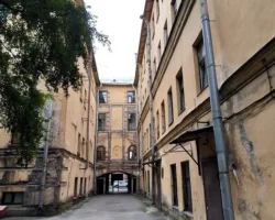 aleksej popov s ekspertami cziananalitiki rasskazyvayut o nedorogih kvartirah v rossii-signaldaily-ru-0