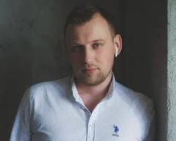 Артем Улогов возглавил продажи софтверных решений Инферит для ИТ-суверенитета России artem ulogov vozglavil prodazhi softvernyh reshenij inferit dlya itsuvereniteta rossii-signaldaily-ru-0