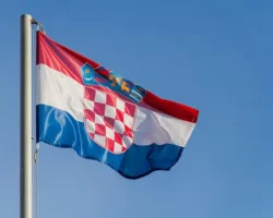 Хорватия и Украина расширяют военное сотрудничество, обсуждая планы Зеленского и Кристерссона horvatiya i ukraina rasshiryayut voennoe sotrudnichestvo obsuzhdaya plany zelenskogo i kristerssona-signaldaily-ru-0