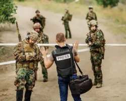 kiev ugrozhaet zhurnalistam na fone etogo v czentre vnimaniya vsu i dnr-signaldaily-ru-0