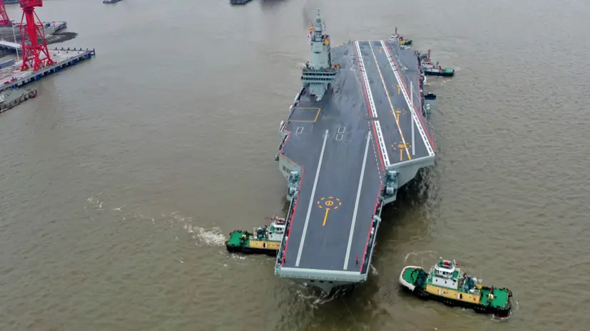 «Взгляд»: США ревнуют к мощи нового китайского авианосца «Фуцзянь»