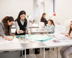 molodezh moskvy priglashaet na novye ploshhadki vdnh i tury k soyuzmultfilmu-signaldaily-ru-0