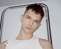 Vacio (Николай Васильев) объявляет творческое возрождение после парижского инцидента nikolaj vasilev obyavlyaet tvorcheskoe vozrozhdenie posle parizhskogo inczidenta-signaldaily-ru-0