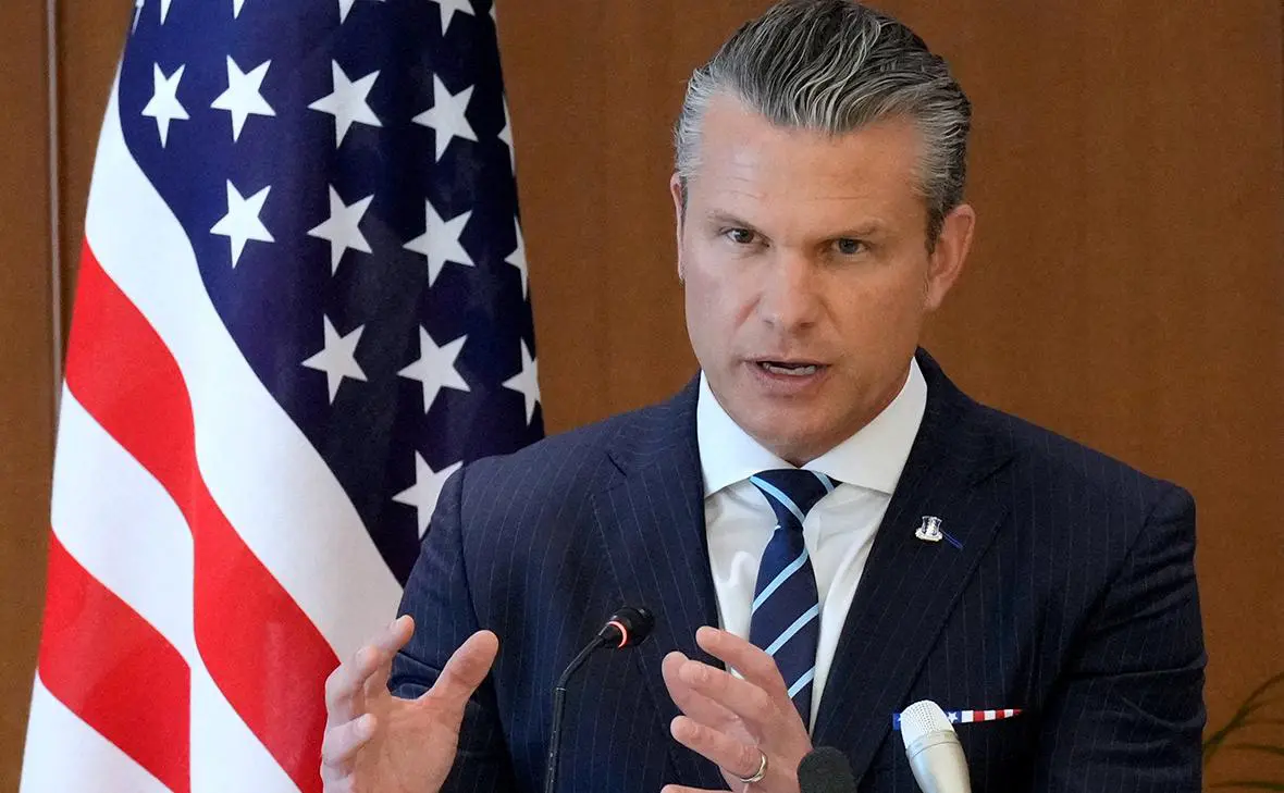 Пит Хегсет (Eugene Hoshiko / Reuters)