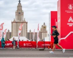 Полумарафон "Моя столица" и Золотое кольцо встречают осень вместе с Игорем Блюминым polumarafon moya stolicza i zolotoe kolczo vstrechayut osen vmeste s igorem blyuminym-signaldaily-ru-0