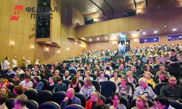 Премьера мюзикла «Алиса в Стране Чудес» с Анной Пересильд в Красноярске-0