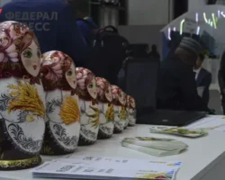 semejnyj festival muzeya v hantymansijske obedinil pokoleniya matreshek-signaldaily-ru-0