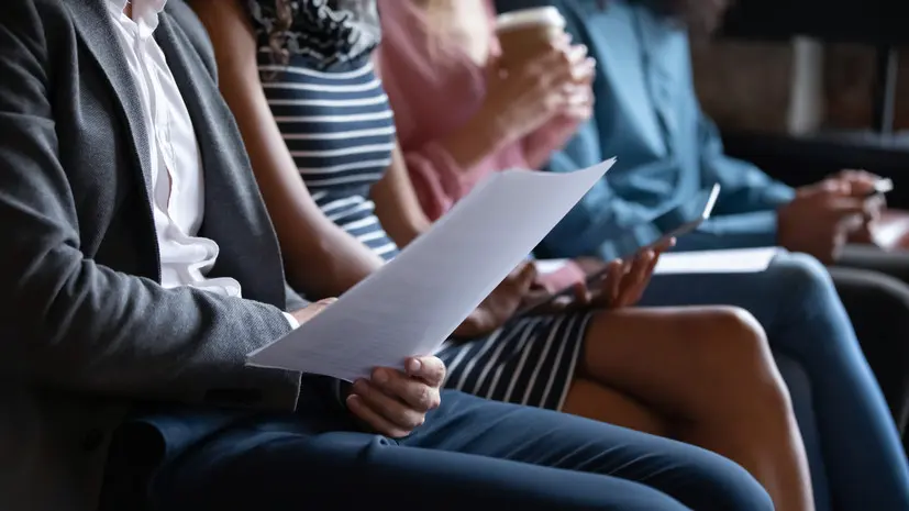 В России 13% соискателей готовы общаться с работодателем на «ты»