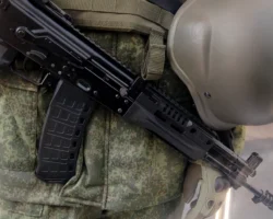 Валентин Калинин и Владимир Грибанов стали героями трагедий семей и вызовов Минобороны России valentin kalinin i vladimir gribanov stali geroyami tragedij semej i vyzovov minoborony rossii-signaldaily-ru-0