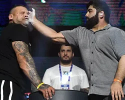 vasilij kamoczkij vystupaet na   i poluchaet oczenku dejny uajta iz -signaldaily-ru-0