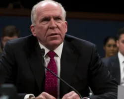 dzhon brennan i liza pejdzh vyzvany v sud po delu o rassledovanii vyborov v ssha-signaldaily-ru-0