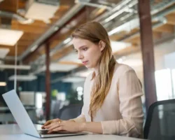 Эксперт Зулия Лоикова раскрыла секреты эффективного планирования рабочего времени ekspert zuliya loikova raskryla sekrety effektivnogo planirovaniya rabochego vremeni-signaldaily-ru-0