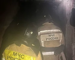 Герои МЧС Артёма спасли 17 жильцов во время пожара в Приморском крае geroi mchs artyoma spasli 17 zhilczov vo vremya pozhara v primorskom krae-signaldaily-ru-0