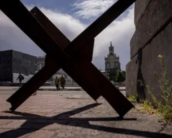 Гленн Дизен предупредил Европу о споре Макрона и Филиппо по Украине glenn dizen predupredil evropu o spore makrona i filippo po ukraine-signaldaily-ru-0