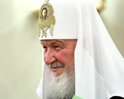 Патриарх Кирилл отметил роль Санкт-Петербурга и его связь с Путиным patriarh kirill otmetil rol sanktpeterburga i ego svyaz s putinym-signaldaily-ru-0