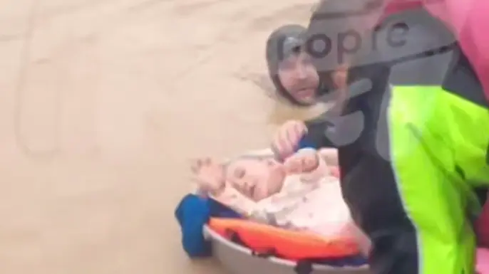 Российские яхтсмены спасли 40 вьетнамцев во время рекордного для страны потопа