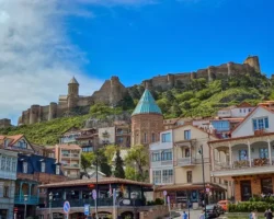 Россияне Георгий и Регина делятся впечатлениями от Тбилиси и ценами rossiyane georgij i regina delyatsya vpechatleniyami ot tbilisi i czenami-signaldaily-ru-0