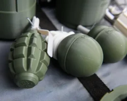 v dnepropetrovske proizoshel inczident kogda muzhchina vzorval granatu v tczk-signaldaily-ru-0