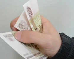 v lesozavodske inspektor dps presek vzyatku ot voditelya  4 proyaviv chestnost-signaldaily-ru-0