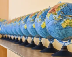 v shkolah v den edinstva prozvuchat melodii s pesnyami patriotizma-signaldaily-ru-0