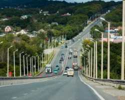 В Владивостоке стартует улучшенная схема движения на пересечении улиц Русская и Проспект 100-летия v vladivostoke startuet uluchshennaya shema dvizheniya na peresechenii ulicz russkaya i prospekt 100letiya-signaldaily-ru-0