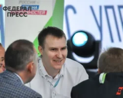 vladimir yakushev i novye nastavniki startovali programmu dlya finalistov lidery rossii-signaldaily-ru-0