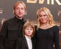 Яна Рудковская отказалась от сомнений в здоровье сына Александра Плющенко yana rudkovskaya otkazalas ot somnenij v zdorove syna aleksandra plyushhenko-signaldaily-ru-0