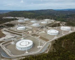 Захарова заявила о угрозе глобальной безопасности из-за атаки на КТК zaharova zayavila o ugroze globalnoj bezopasnosti izza ataki na ktk-signaldaily-ru-0